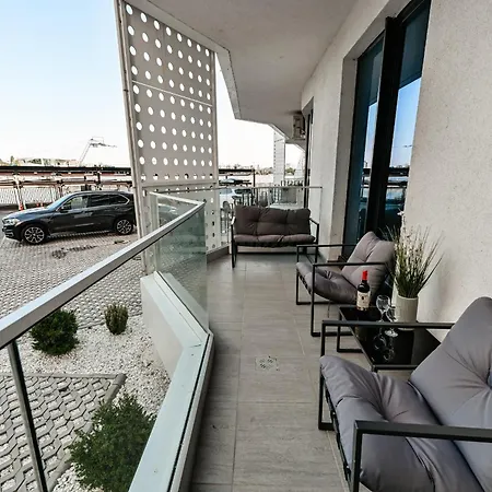 Nova Retreat Mamaia